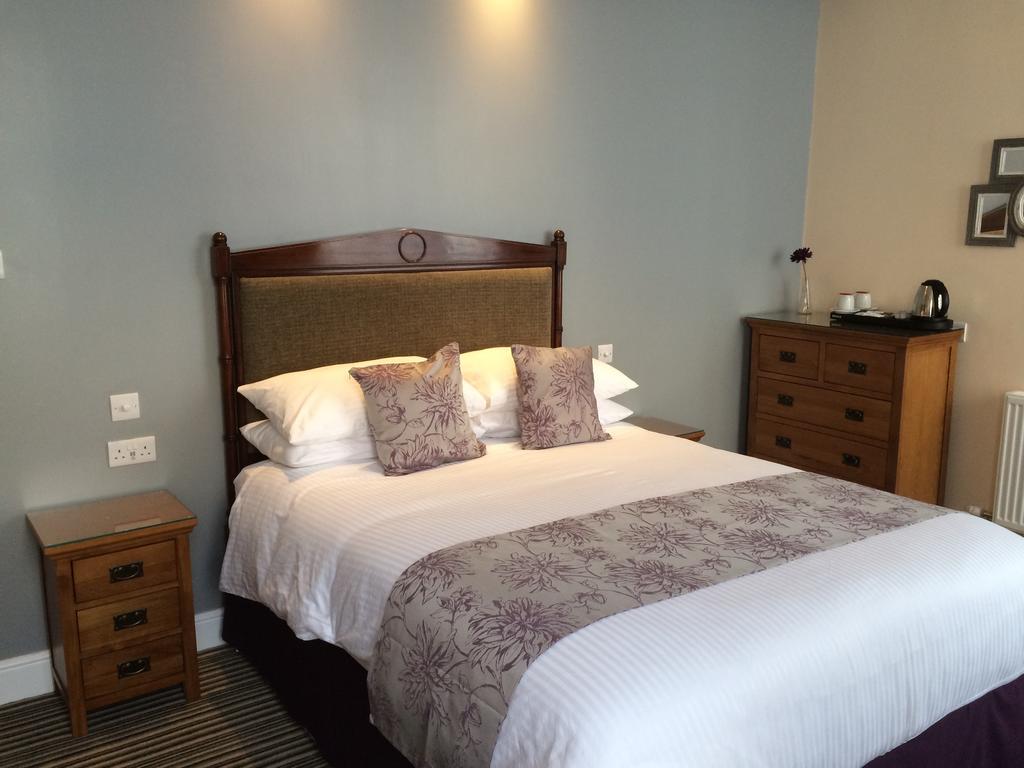 The Strathmore Tenby Extérieur photo
